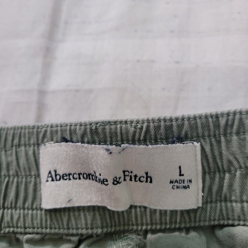 Women’s Olive Green Cargo Jogger Pants - Picture 6 of 8